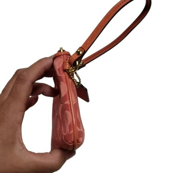 Coach Signature Wristlet Purse Bag Clutch Melon Orange Coral Pink Women's OS - Picture 8 of 13